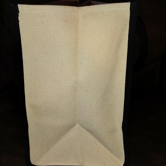 Large Talbot's Duffel / Tote Handbag in EUC - Cream color and Black - Picture 5 of 7